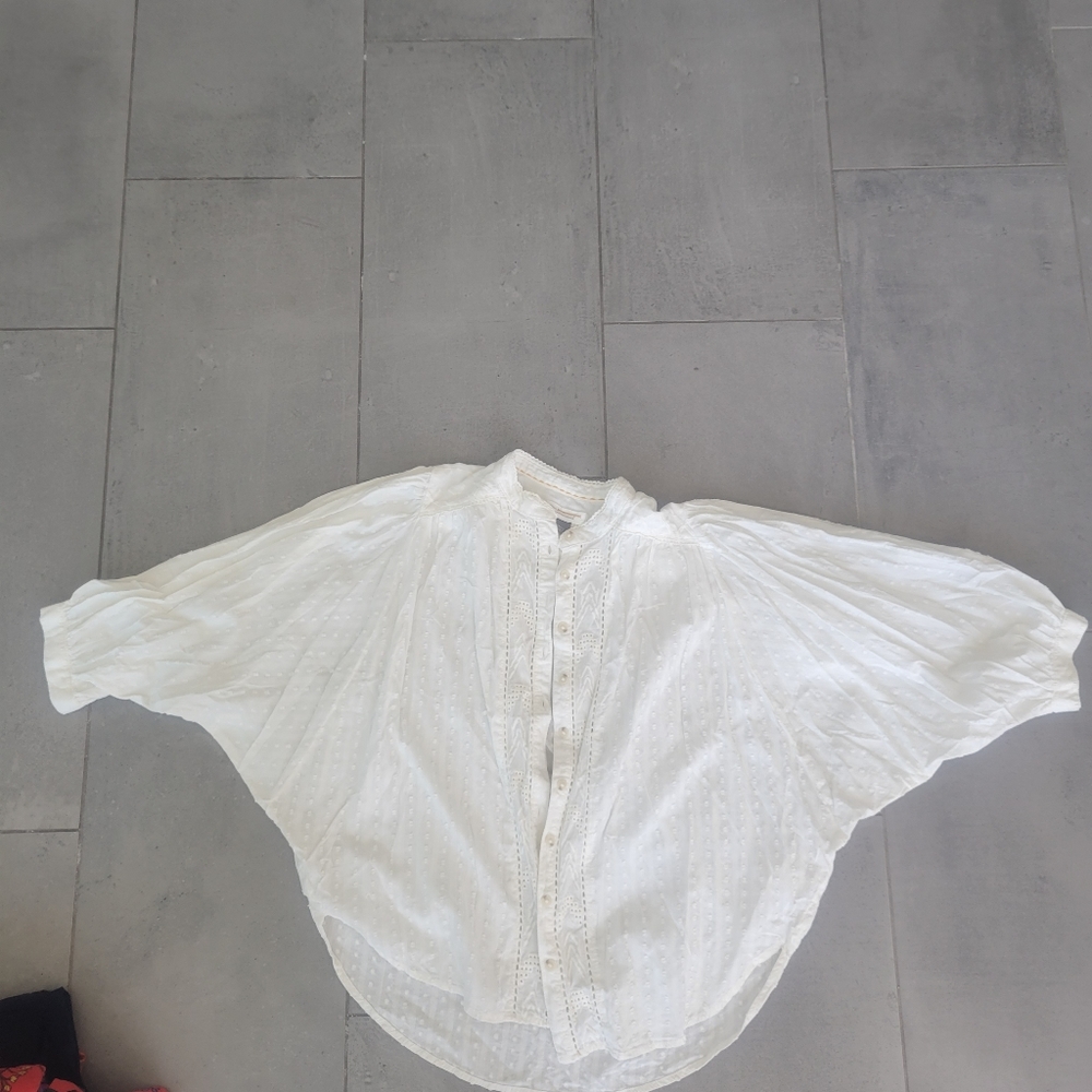 Wide armed blouse